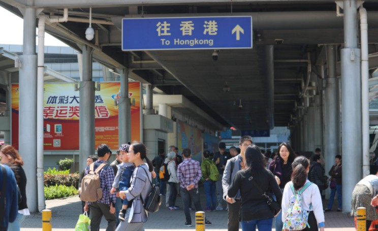 支付寶微信齊聚香港 破八達通垄斷尚需時日